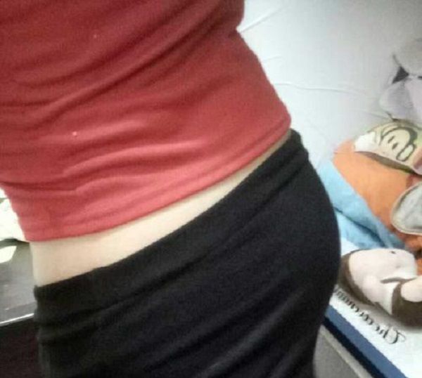 几个月显怀肚子有点大了 aa787bd2b5d542778ad2fcb2b9a21c67.jpeg