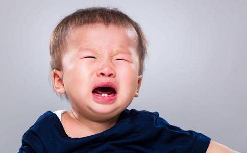 【征兆】是身体变垮的征兆！家长切莫大意医生告诫：孩子“1白2青3痛”
