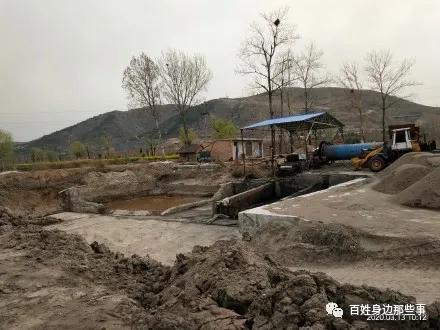 夏县瑶峰镇南师村洗沙场泛滥,其中有两家污染企业属于村干部 夏县瑶峰镇南师村洗沙场泛滥,其中有两家污染企业属于村干部