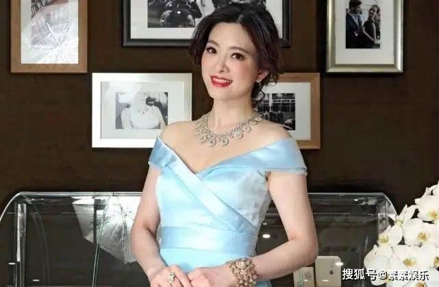 『刘真』辛龙再度落泪，称4岁女儿还在等妈妈带她去上学刘真病情无进展