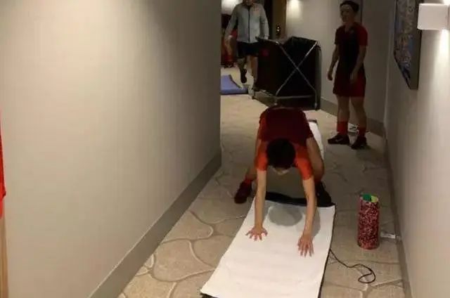 『中韩』那不如就......，中韩女足奥预赛场地未定