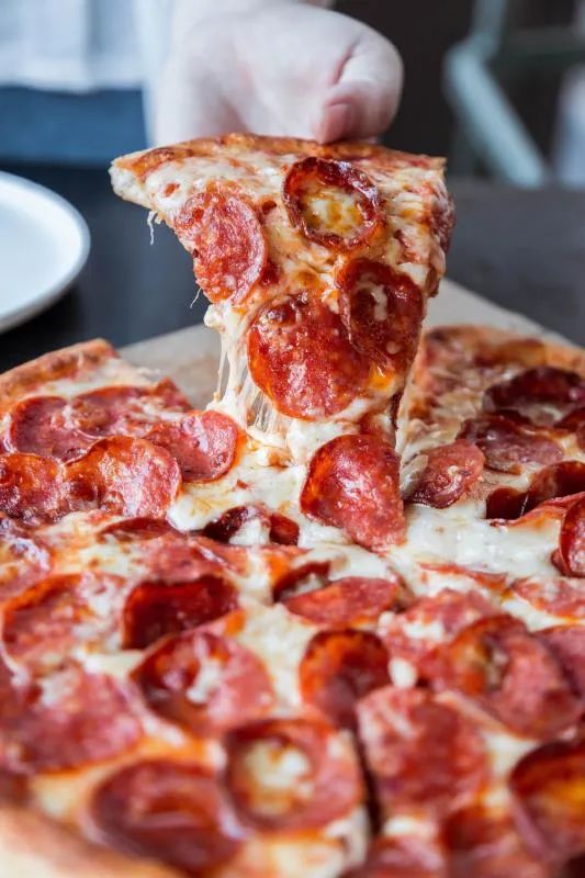 菠萝加披萨等于什么 6ee35eebb44b44d28d168d594d46053e.jpeg