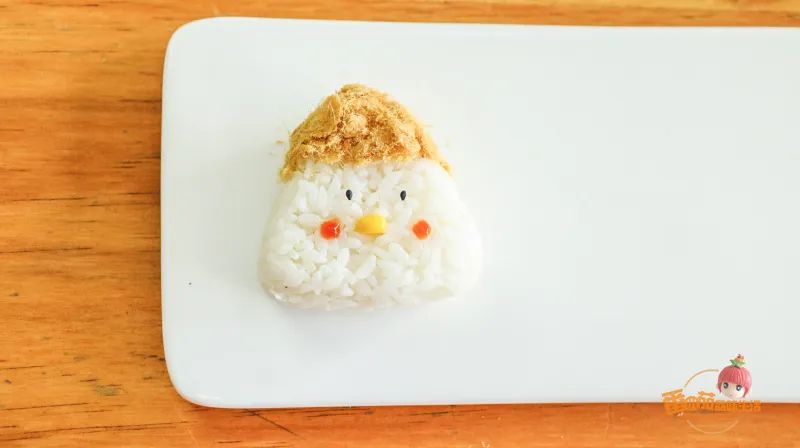 米饭加肉松加海苔的饭团 8292eaceb7234f8184e5811d40d6956f.jpeg