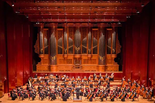 交响曲是什么 90e2f438b9254a21991dcadd7e40cb38.jpeg