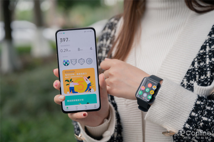 OPPO Watch�����ֱ�����һλ������޵ĺ�ѧ��