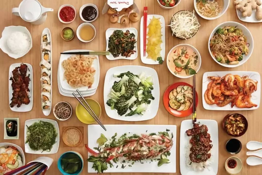 如何去国外做餐饮 b2ca1b77addd483c825681ad97512917.jpeg