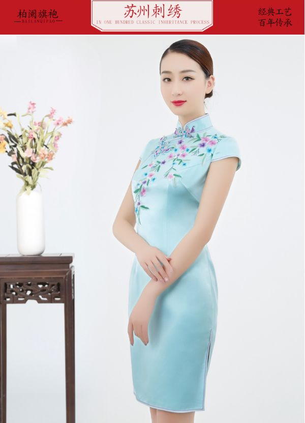 穿旗袍的女人,是岁月的造化,风情万种!_真丝