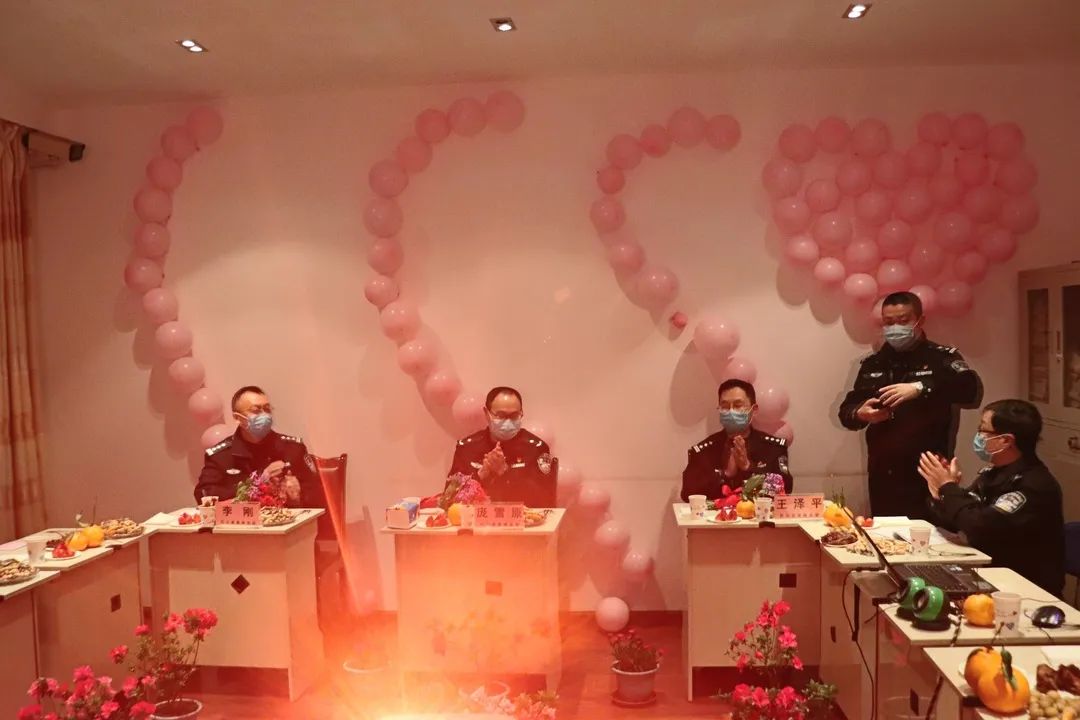 e160ca24417e4443add270791b71fb9c.jpeg