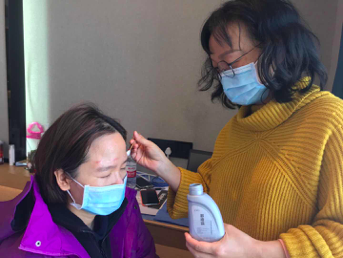 出发■女儿抱着我哭睡着了战疫口述：出发前一晚