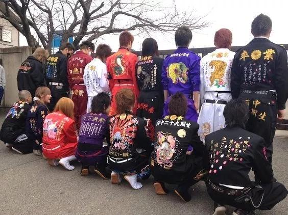 ������ҳ���·����� vs �������塱 vs ���ڰ��