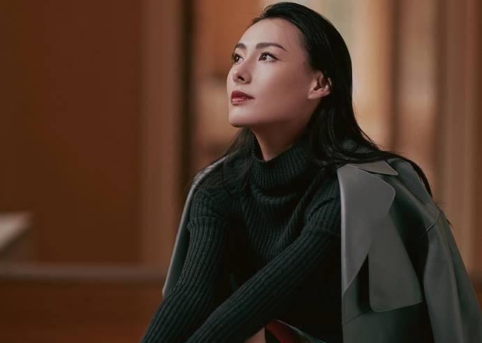 54岁李泽楷与90后女友分手了？女方郁郁寡欢几月