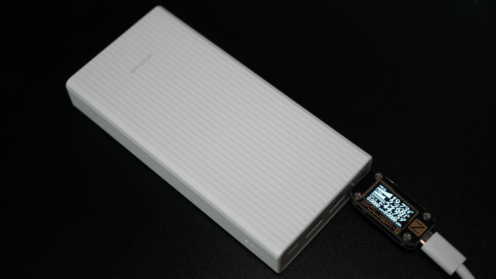 45W坚果快充移动电源评测:配件做这么出色,交个朋友吧?