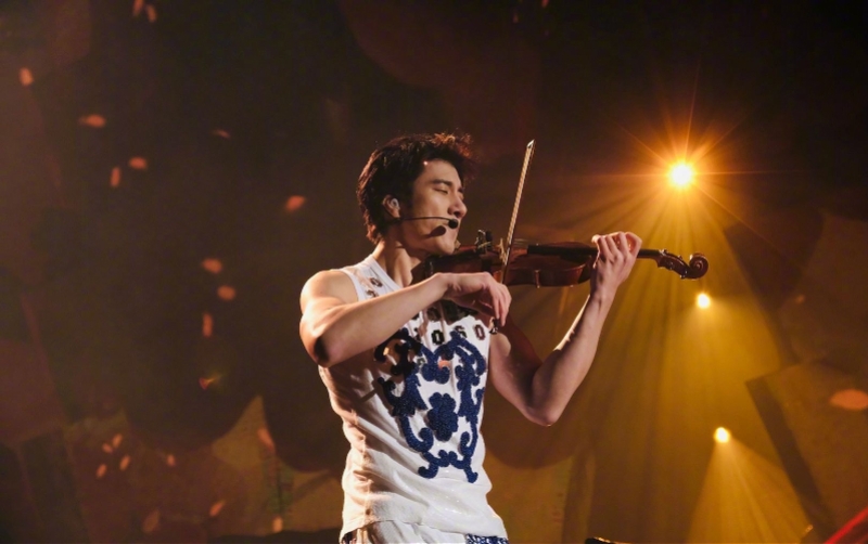 王力宏武汉演出后高烧39度，居家隔离已两个月