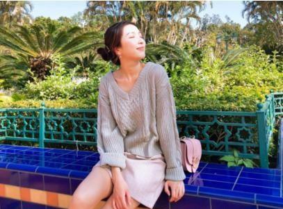 54岁李泽楷与90后女友分手了？女方郁郁寡欢几月