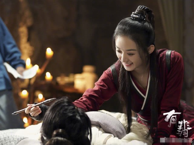 赵丽颖周翡剧照曝出，侧脸神颜太美，与王一博