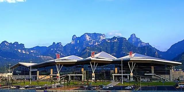 2,张家界荷花国际机场zhangjiajie hehua international airport长沙