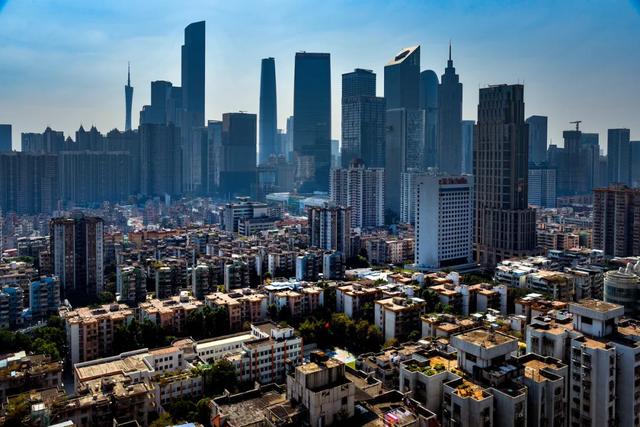 每个盖违章建筑的人，都做着一个包租婆的梦