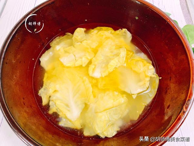 d8d9f33908a54aaba48a28a079540188.jpeg