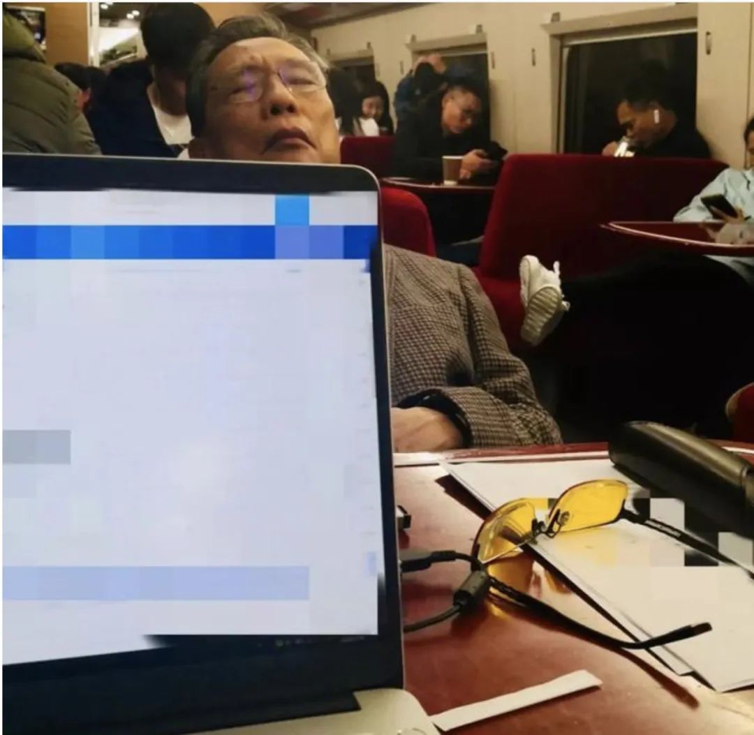 钟南山的这张无座车票,你看懂了多少?