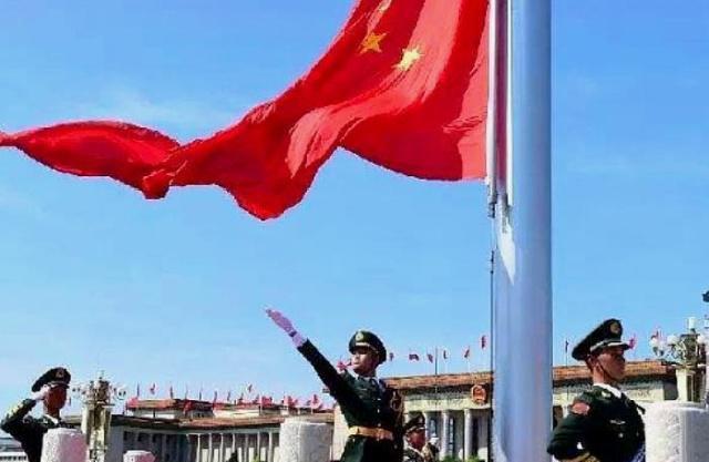 天安门升国旗准确升到28.3米,有何深刻的寓意?中国人都需了解