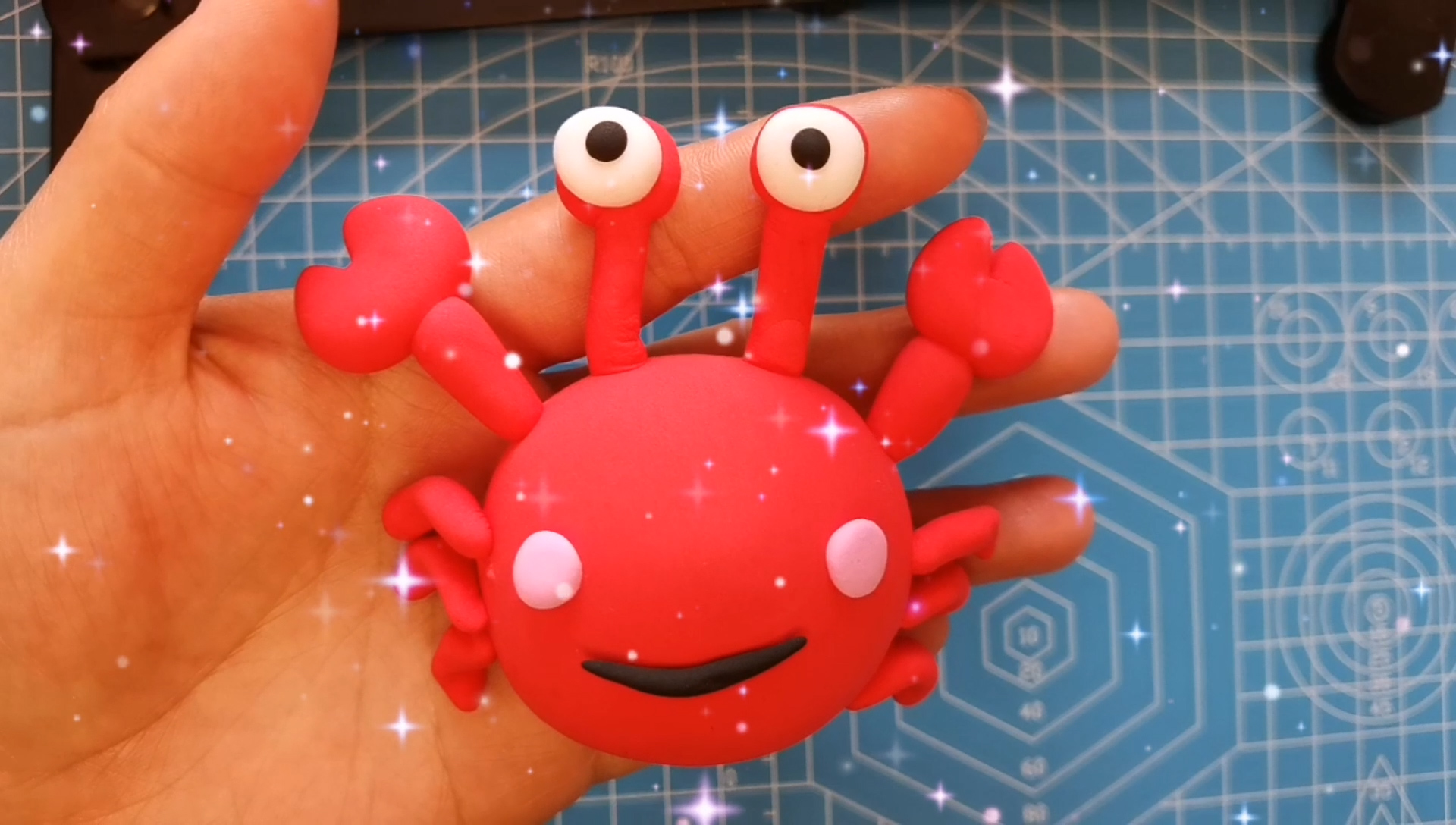 简单好做手工黏土橡皮泥螃蟹,一看就会适合亲子互动游戏