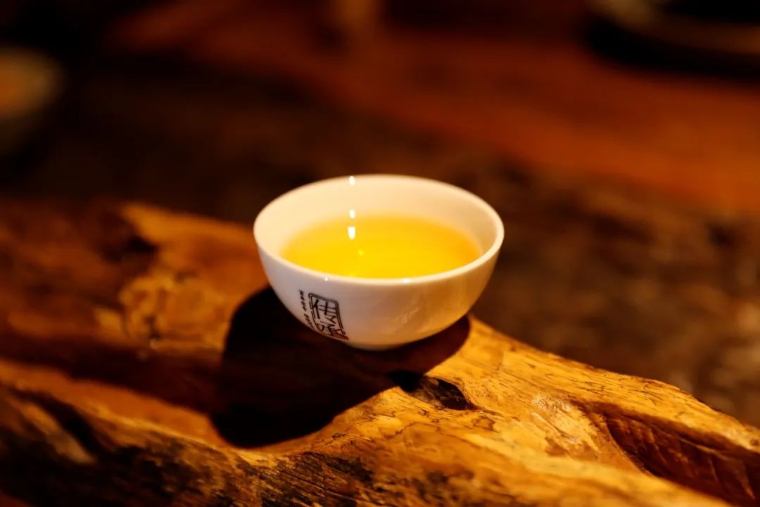 大唐茶诗:一群诗人的茶歌,一杯茶汤的终极回味