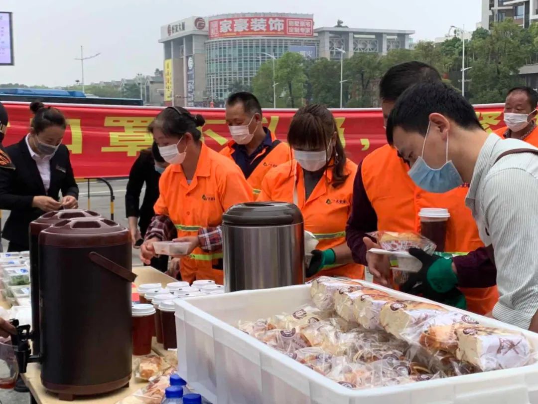 石龙镇有多少人口