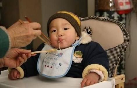 [现象]是缺锌了！宝妈们别不当回事儿科医生：孩子身体出现4种现象