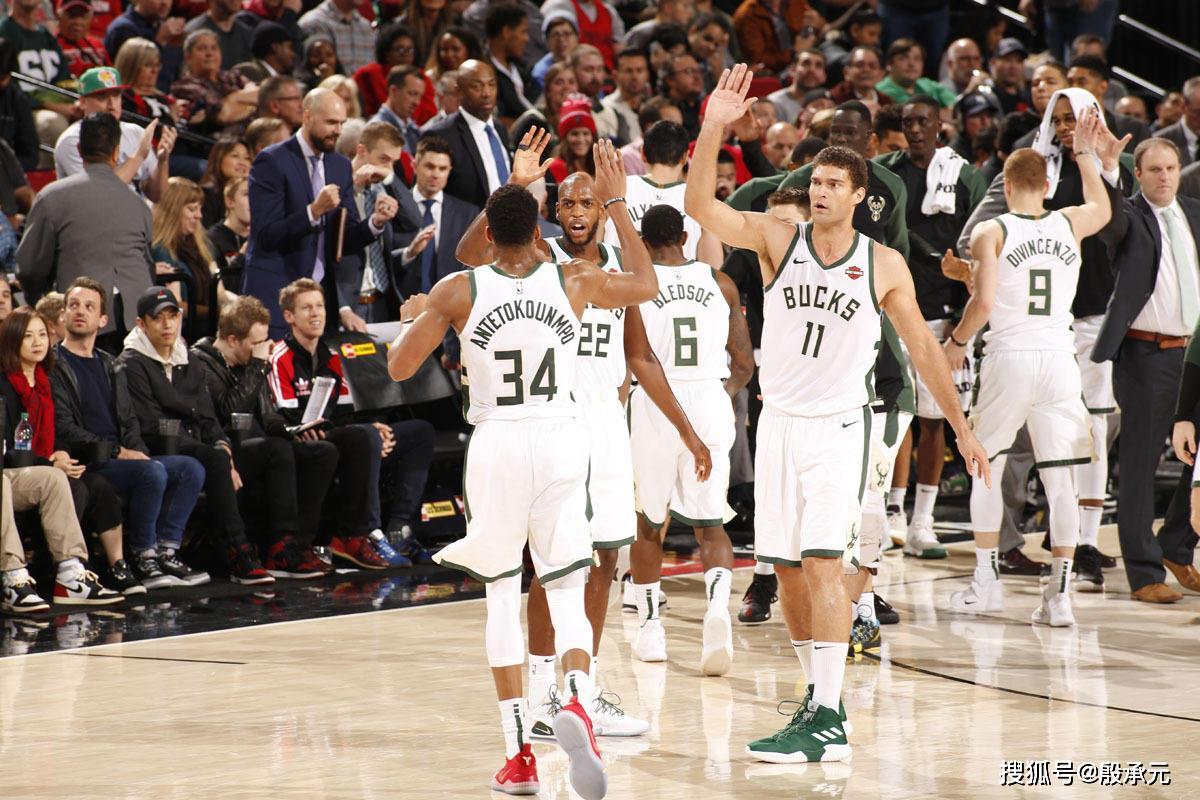 『常規(guī)賽』歷史上這些人的經(jīng)歷已有答案，字母哥能否蟬聯(lián)常規(guī)賽MVP