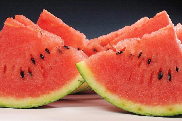 肠胃：这三种尽量不要给孩子吃，可能会影响到肠胃功能吃水果对身体好