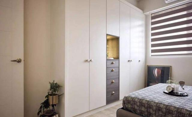 好看的墙面衣柜 bf3bbf0534e44e3e8b4554ae1e8df3ef.jpeg