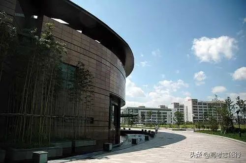 专业：就获得了进入一流大学的“捷径”，考生留意考上这2所普通大学