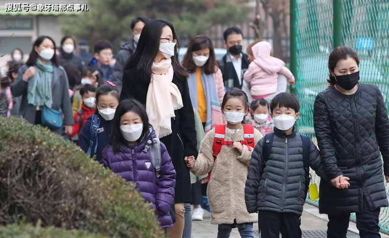 原创江苏省开学时间定了，幼儿园比高校早，家长一喜一忧