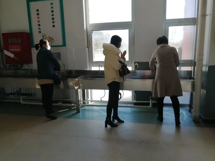 宁河区芦台一中进行开学演习