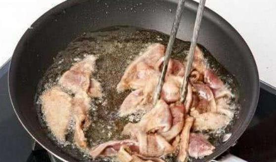 怎么样处理猪肝才能处理干净 331596b1bd3d4a3bbacbf1e3354acc42.jpeg