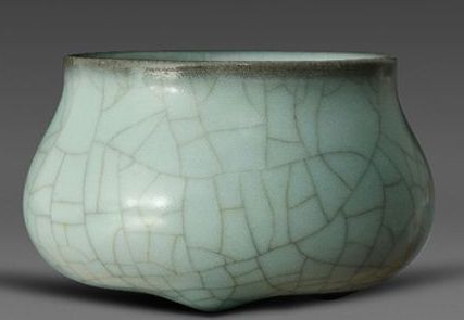 如何鉴定冰裂纹瓷器，冰裂纹瓷器鉴定真假？_搜狐网