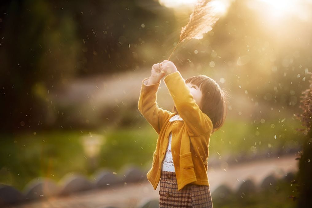孩子对明天有期待,心情就会喜悦,也就不会为早起而痛苦了.