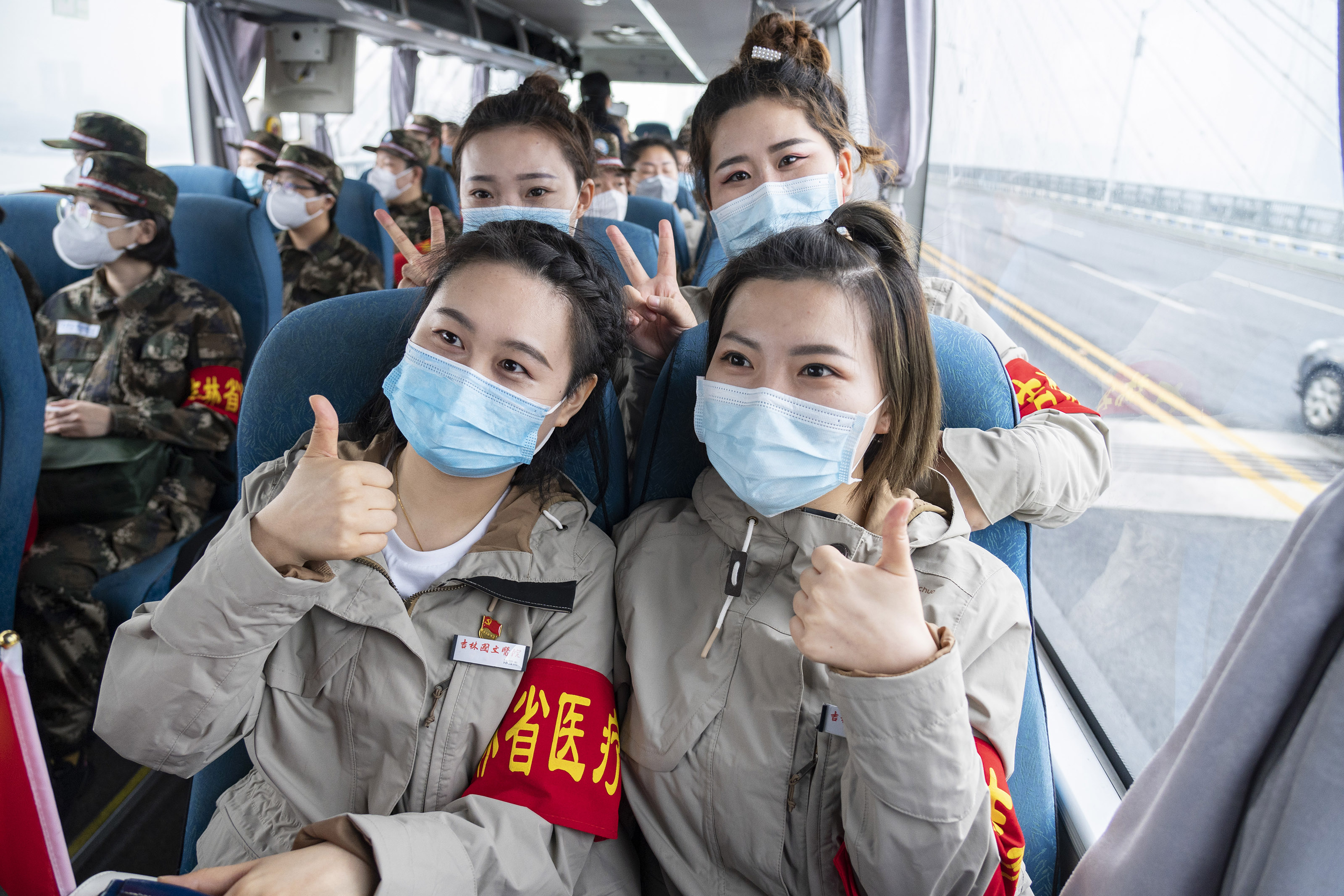武汉：吉林省“白衣天使”启程回家