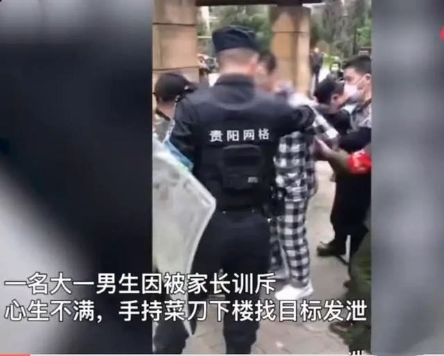 孩子情绪管理能力差，比说教更管用的，是“情感映射”