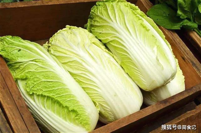 「饺子」到底要不要焯水?很多人做错了,难怪馅不香,出水多包白菜饺子