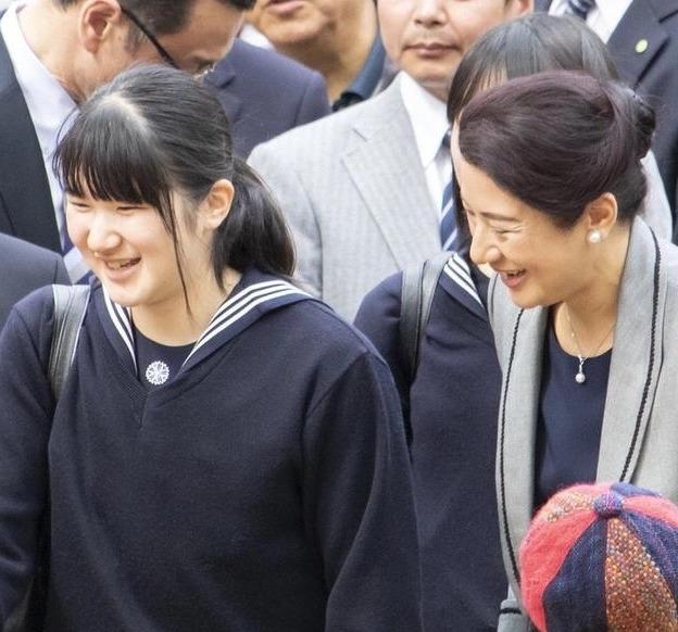 原创爱子公主有没有可能成为女天皇?纪子妃的高龄产子,断绝了可能