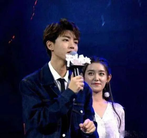 王俊凯的生日是哪天 32b00270817c4239b76f532789d6228a.jpeg