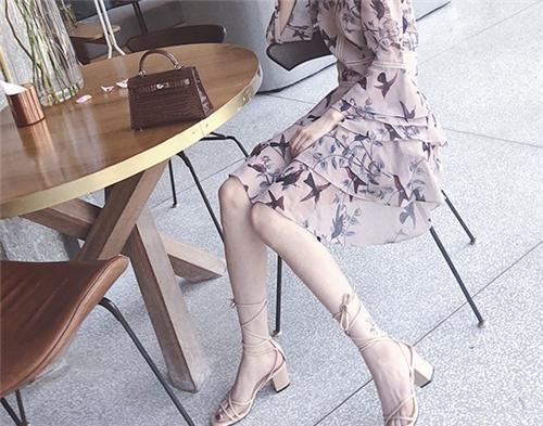 5193c48e16e7434db863e3c6bc5db5ce.jpeg