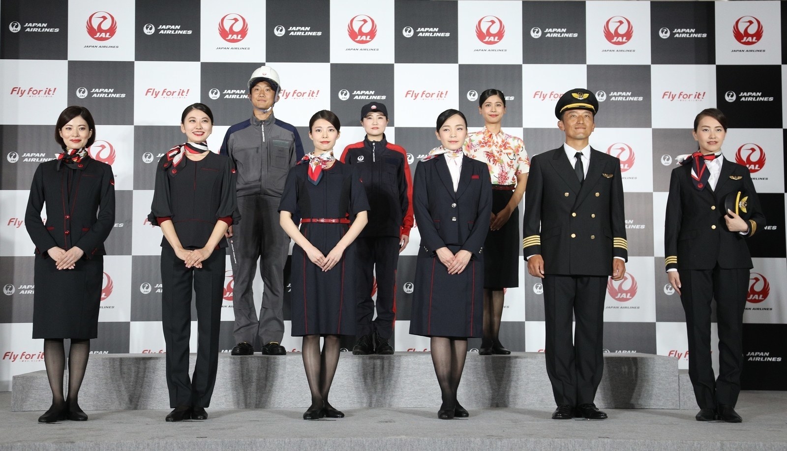 日本航空将允许空姐不穿高跟鞋 为了健康和安全 女性