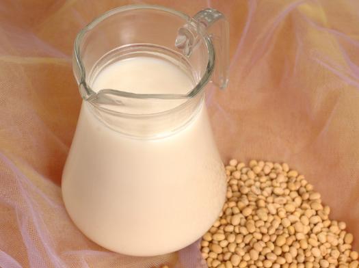 喝豆浆有什么缺点 be16d18e8bdd40da89a67fcf497fc937.jpeg