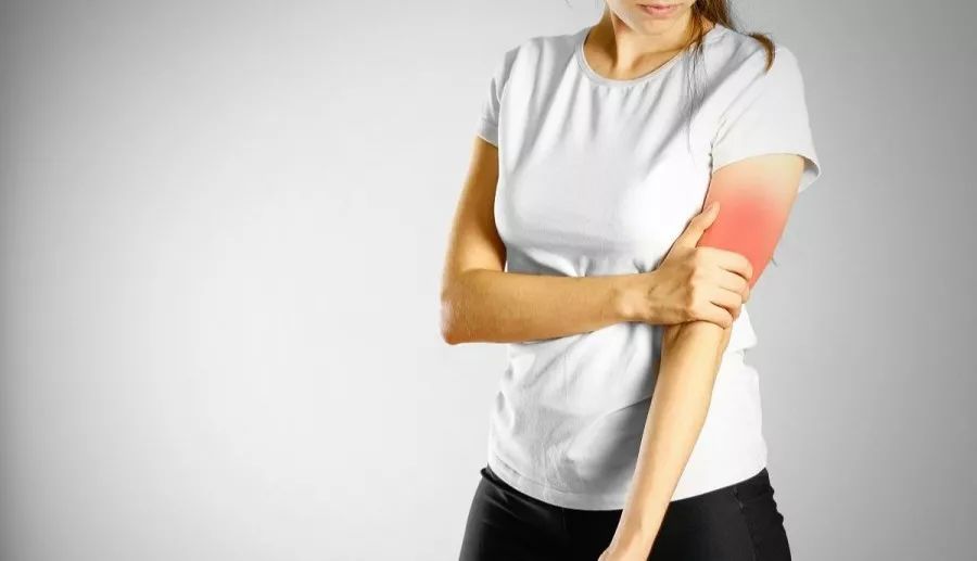 肌肉痛的原因有两种, 一种是乳酸堆积导致的酸痛, 最需要值得注意的