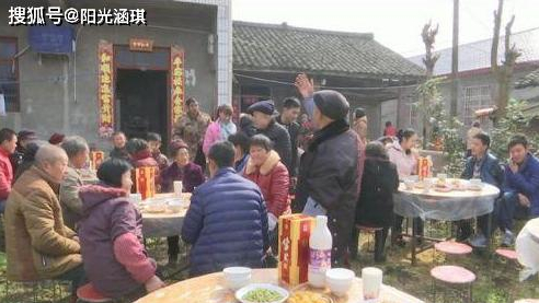 梦见已故奶奶出殡,一场心灵深处的告别仪式 梦见已故奶奶出殡,一场心灵深处的告别仪式