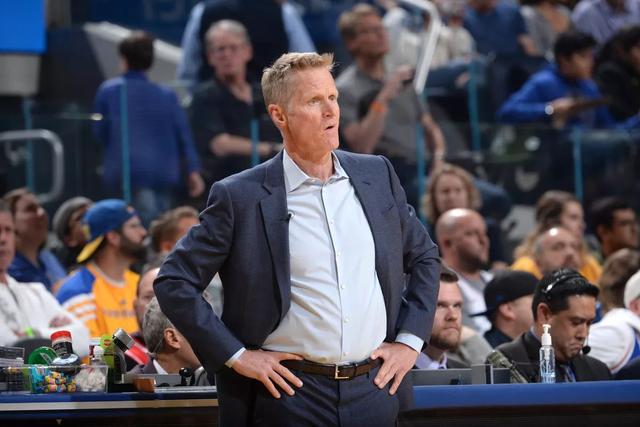 【赛季】养伤期间还遇一困境，喜讯！勇士主帅曝神射“准备好”下赛季回归