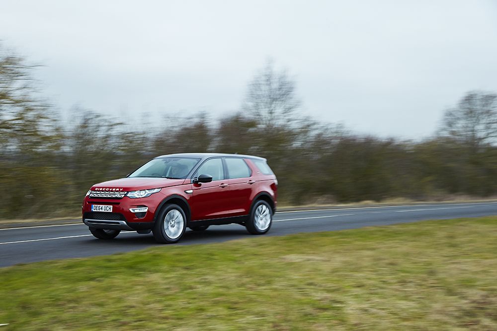 路虎发布了发现运动版(discovery sport),该车在中国被命名为发现神行