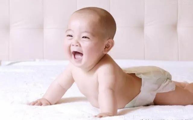 婴儿怎么趴抱 5e6ddd31ad5942fc8dd991dc1b423b8d.jpeg